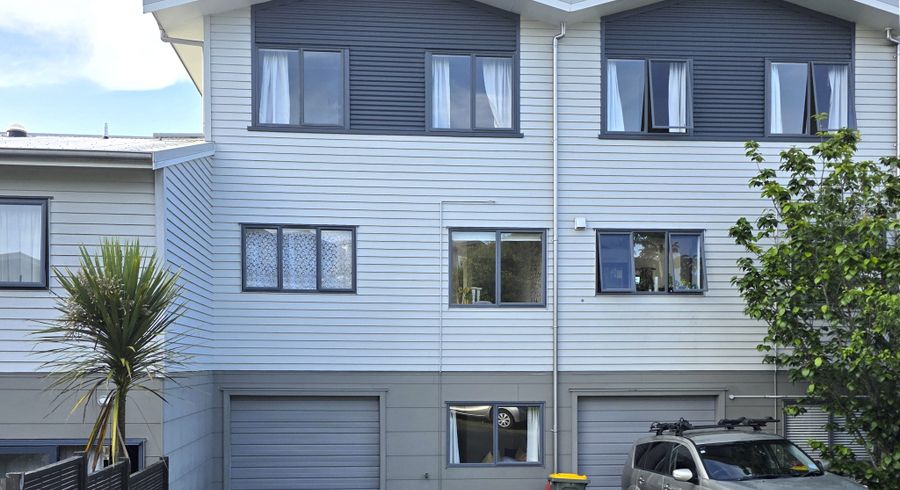  at 1/5 John Jennings Drive, Albany, North Shore City, Auckland