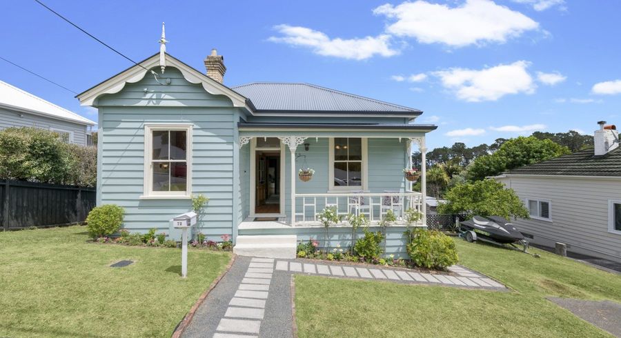 at 72 Palmerston Road, Birkenhead, Auckland