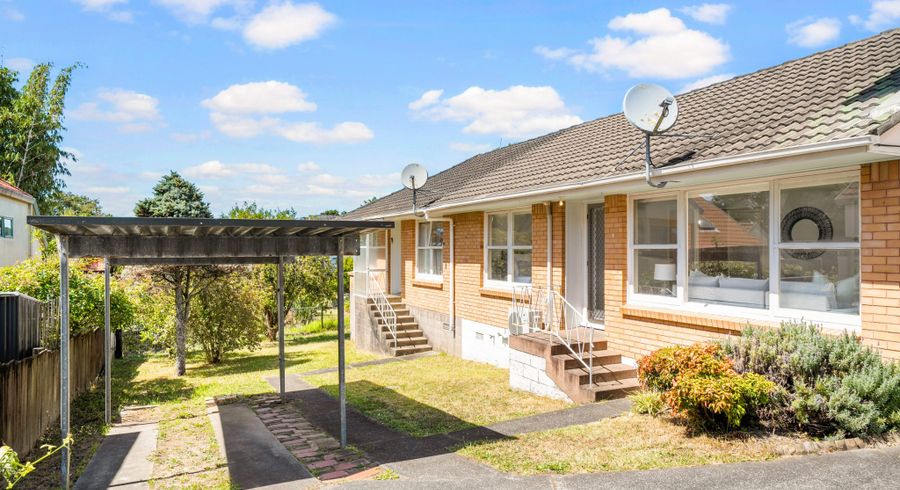  at 4/70 Nile Road, Milford, Auckland