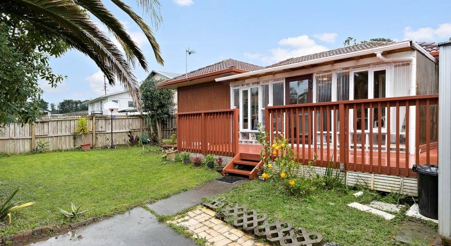  at 66a Parrs Cross Road, Henderson, Waitakere City, Auckland