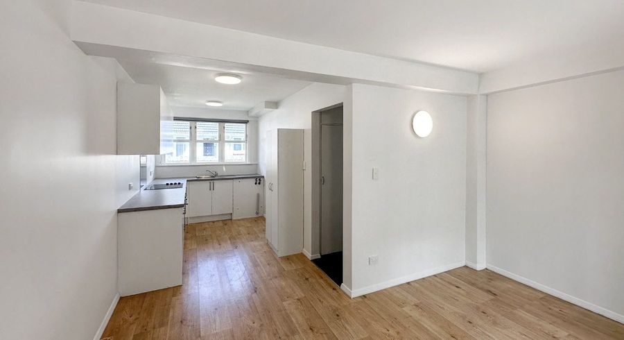  at 2/2 Totara Street, Trentham, Upper Hutt, Wellington