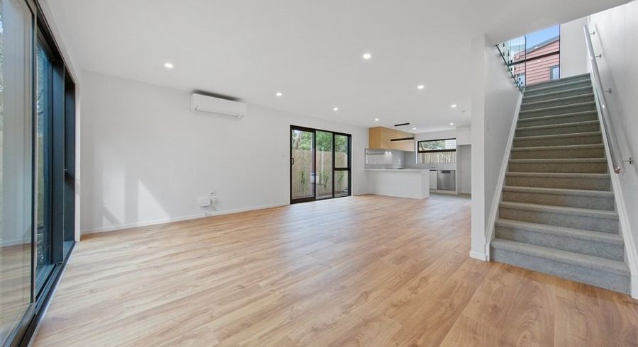  at 41 Golf Road, New Lynn, Waitakere City, Auckland