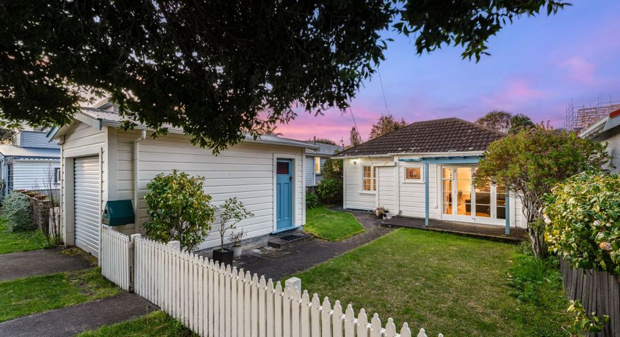  at 26 Kauri Street, Eastbourne, Lower Hutt, Wellington