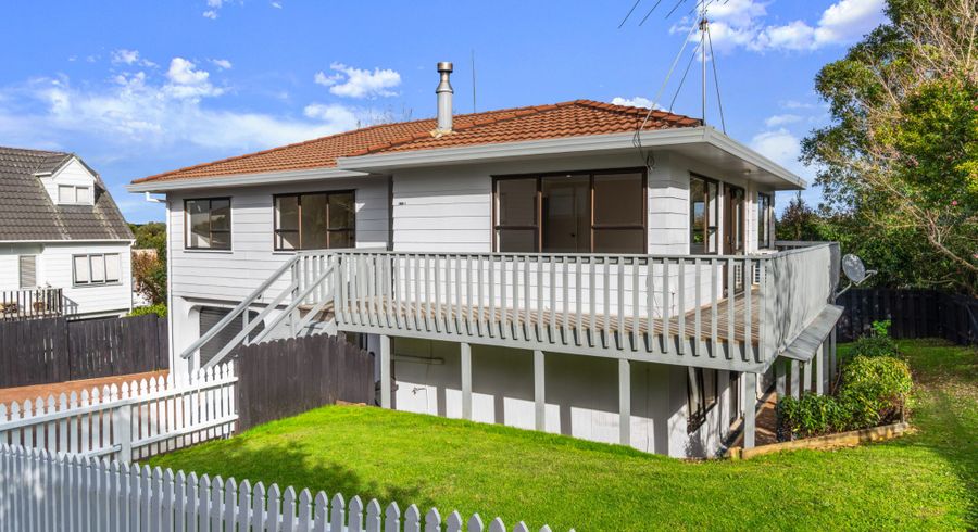  at 1/116 Bradbury Road, Botany Downs, Manukau City, Auckland