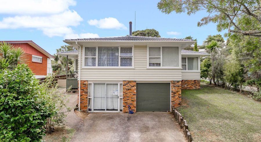  at 6 Takapu Street, Henderson, Auckland