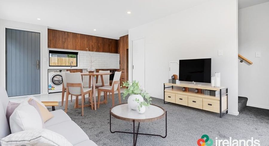  at 2/135 Hills Road, Edgeware, Christchurch