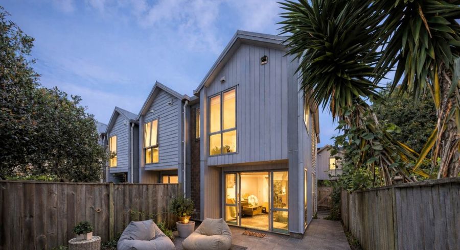  at 3/2B Walsall Street, Avondale, Auckland City, Auckland