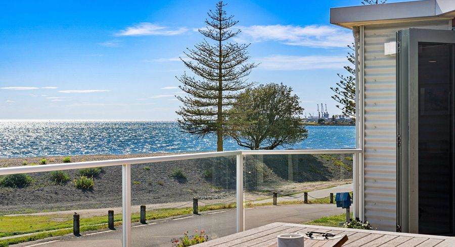  at 2 North Terrace, Westshore, Napier, Hawke's Bay