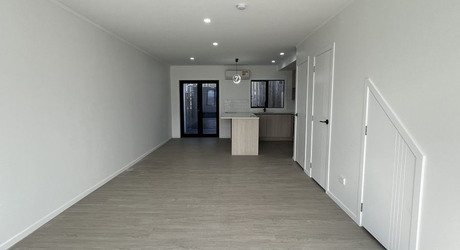  at 19 Yeoman Place, Howick, Manukau City, Auckland