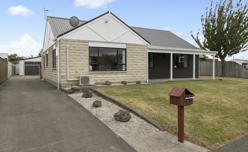  at 69 Hillcrest Drive, Kelvin Grove, Palmerston North