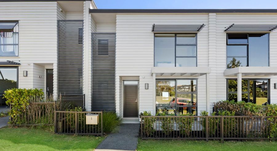  at 8 Riviera Drive, Flat Bush, Auckland