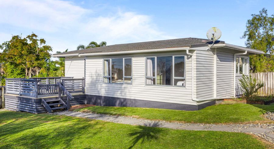  at 84 Glengarry Road, Glen Eden, Waitakere City, Auckland