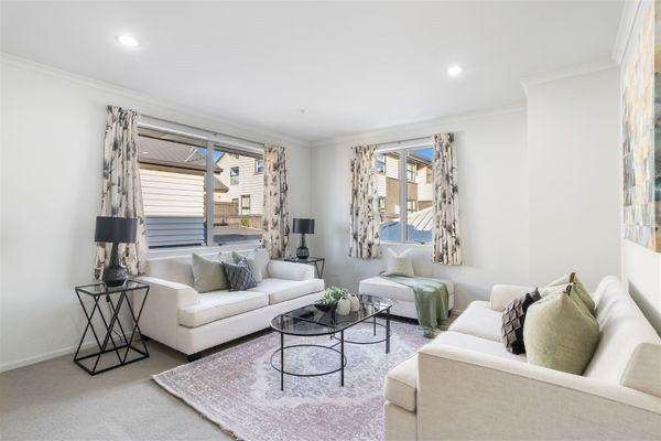 at 10 Lane Cameron Place, Flat Bush, Auckland