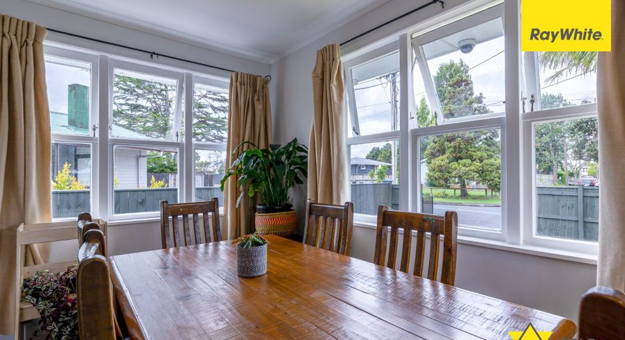  at 61A Cobham Crescent, Kelston, Auckland