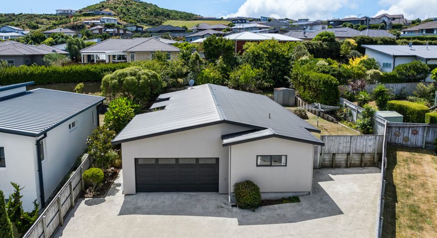  at 25 Kaimai Place, Aotea, Porirua