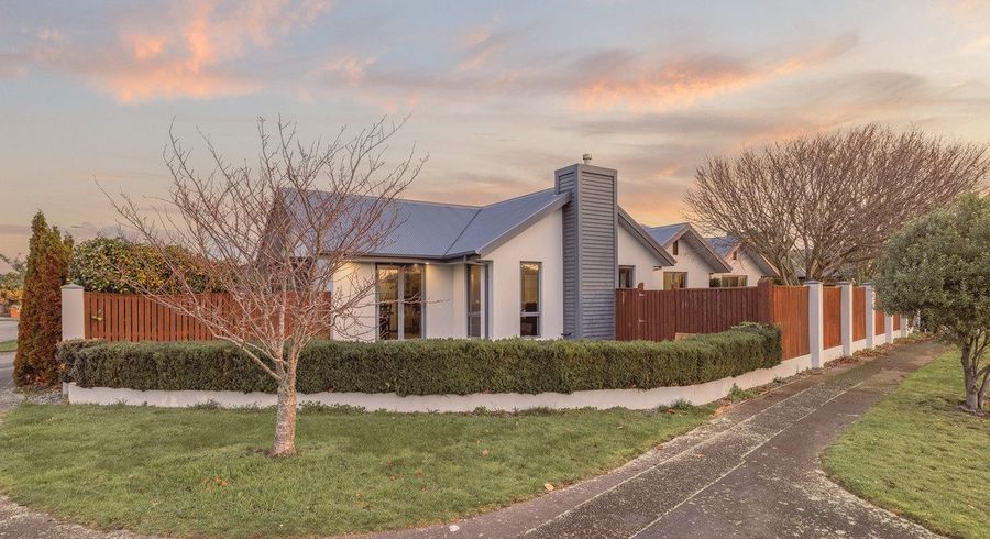  at 5 Excalibur Place, Burwood, Christchurch