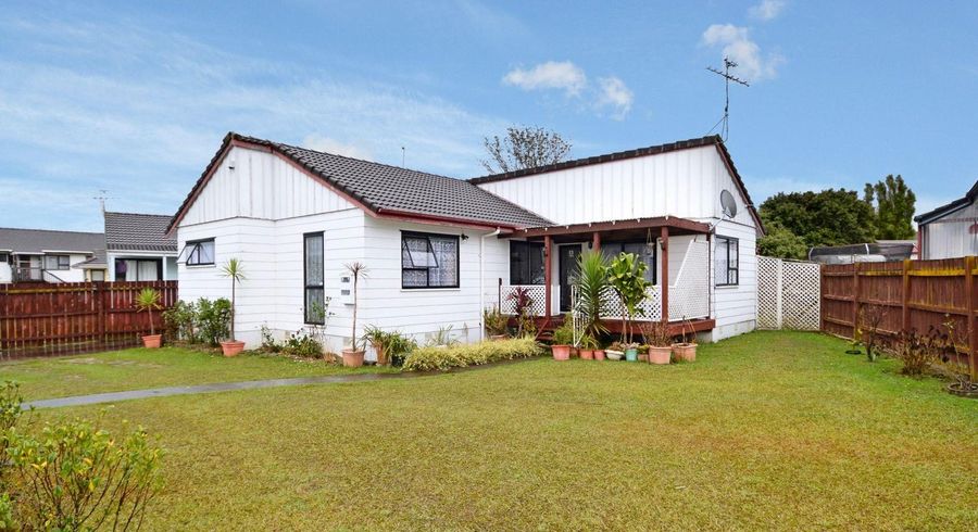  at 15 Southview Place, Wattle Downs, Manukau City, Auckland