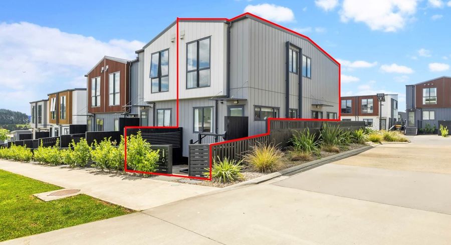  at 72 Tahere Road, Totara Park, Manukau City, Auckland
