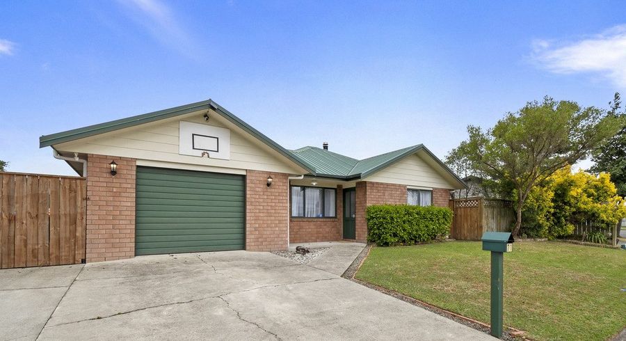  at 71 Hillcrest Drive, Kelvin Grove, Palmerston North