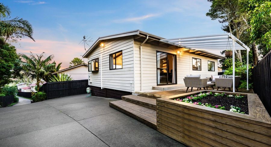  at 1/38 Eyre Street, Henderson, Auckland