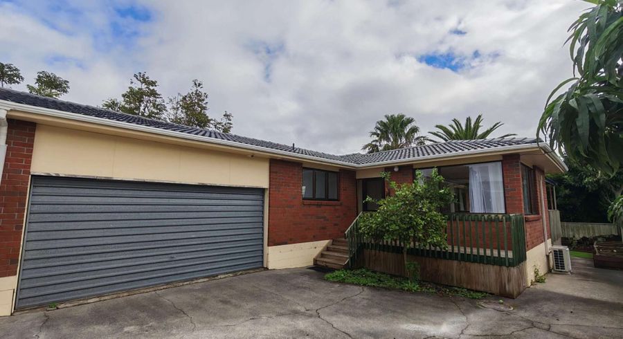  at 2/889 Dominion Road, Mount Eden, Auckland City, Auckland