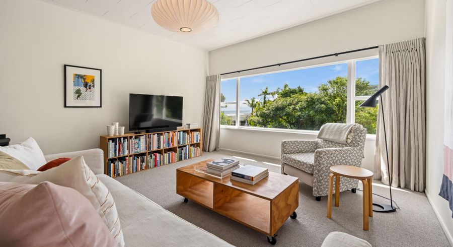  at 70 Seaview Road, Piha, Waitakere City, Auckland