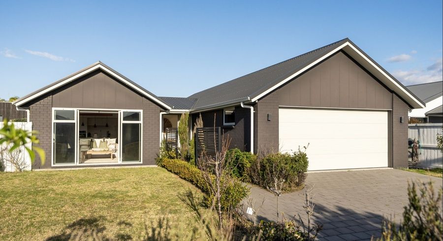  at 83 Sandhurst Drive, Papamoa Beach, Papamoa