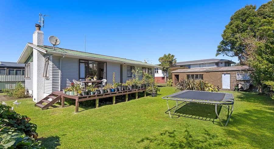  at 16 Grebe Street, Manurewa, Manukau City, Auckland