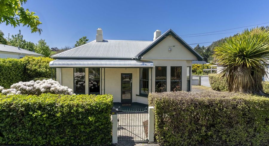  at 10 Glenross Street, Glenross, Dunedin, Otago