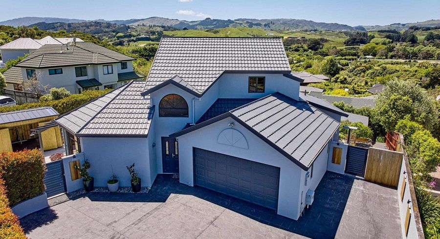  at 17 Voyager Way, Whitby, Porirua