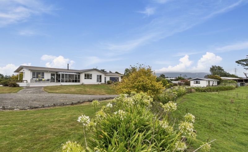  at 975 Junction Road, Egmont Village, New Plymouth