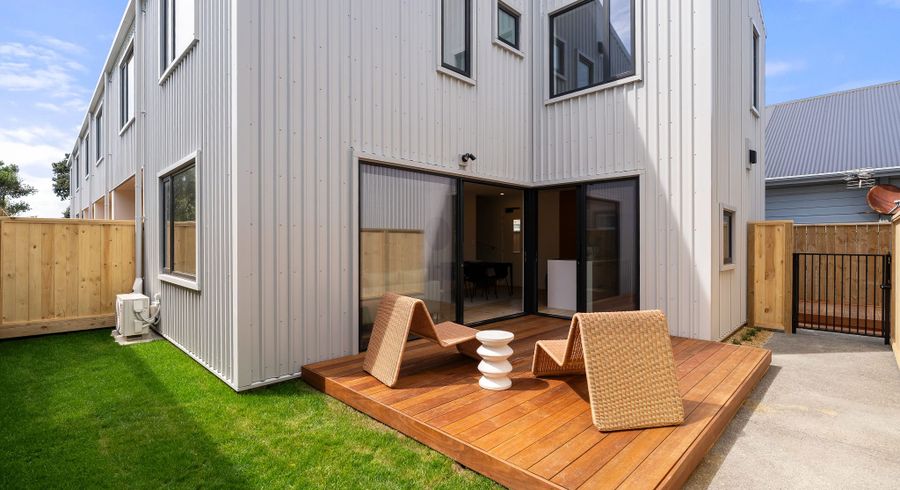  at 2/161 Onepu Road, Lyall Bay, Wellington, Wellington