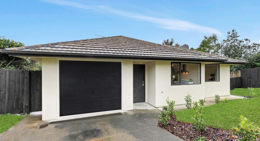  at 31 Hewlett Road, Massey, Auckland