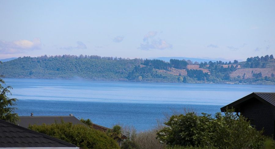  at 79 Harvey Street, Waipahihi, Taupo