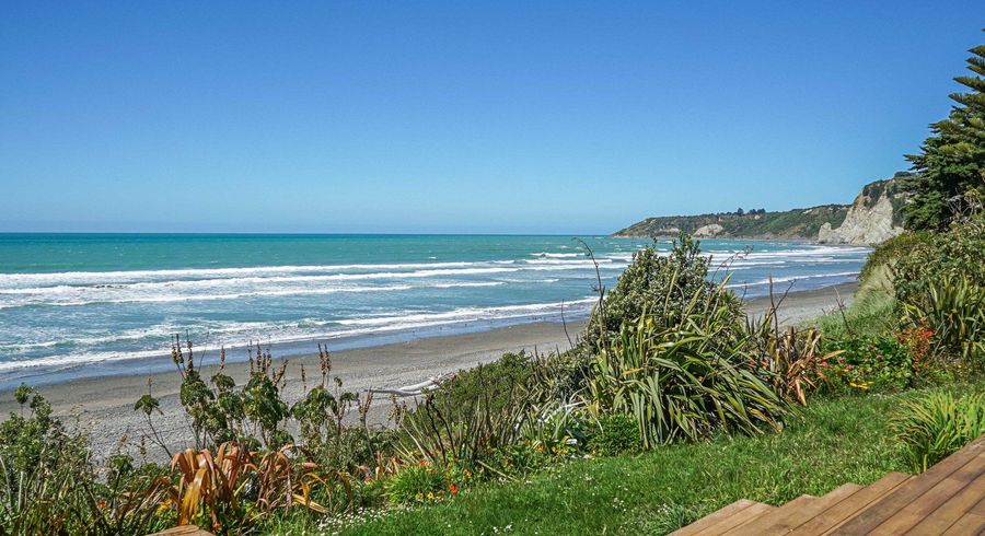  at 23 Moody Street, Gore Bay, Cheviot