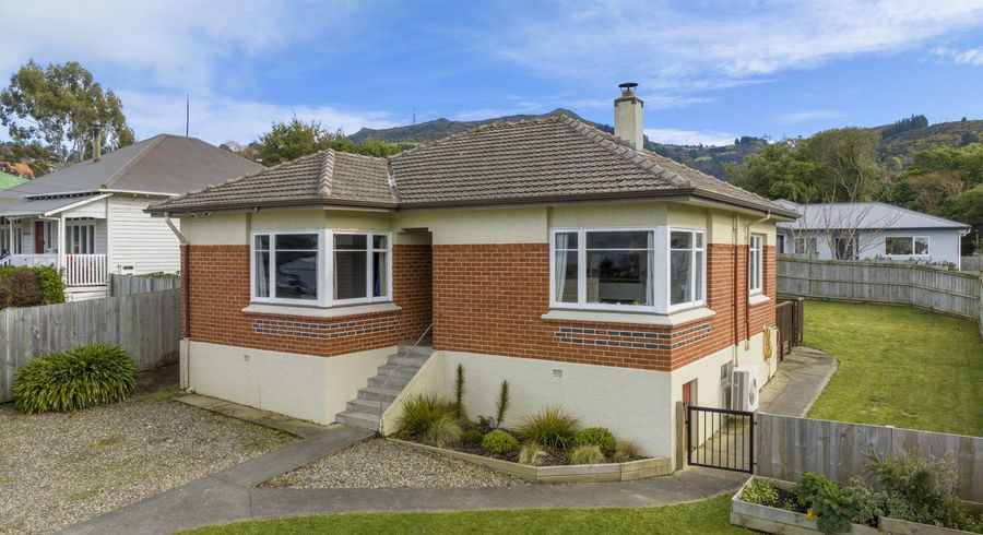  at 17 Hugh Street, Sawyers Bay, Port Chalmers