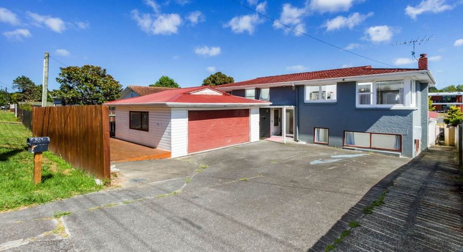  at 134 Colwill Road, Massey, Waitakere City, Auckland