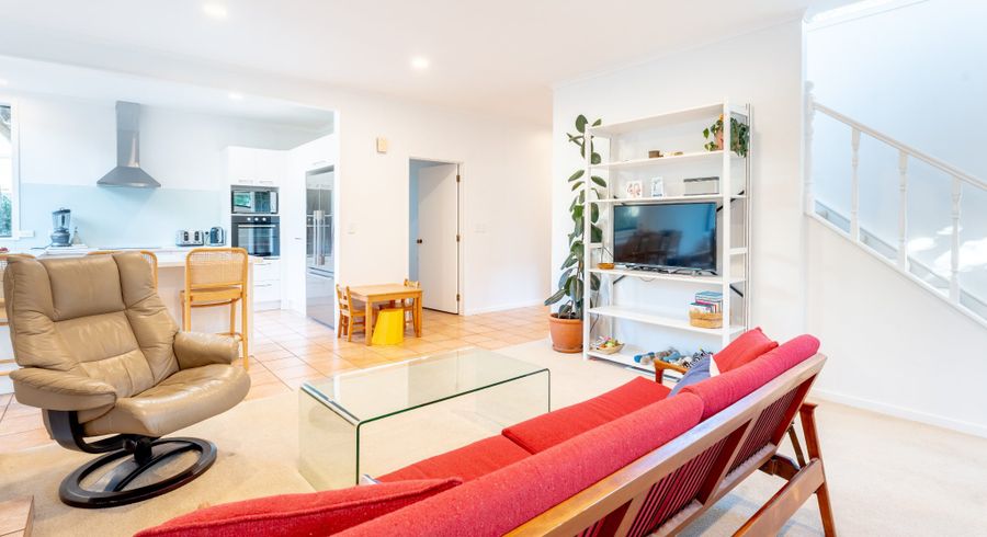  at 2/12 Bay Road, Saint Heliers, Auckland City, Auckland
