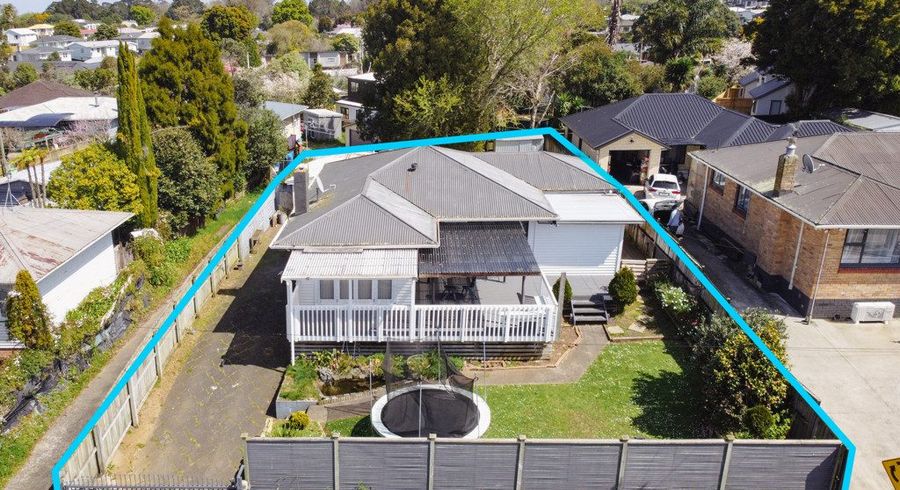  at 9 Thompson Terrace, Manurewa, Auckland