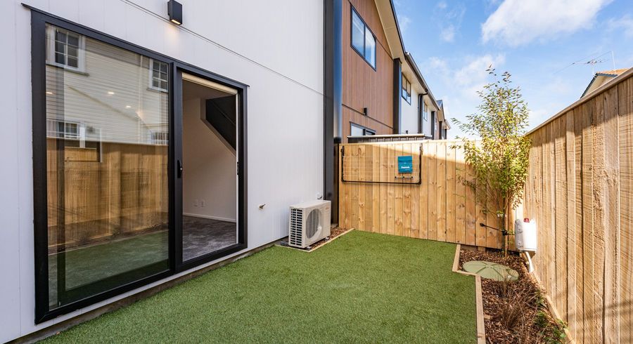  at 3/97 Whites Line East, Waiwhetu, Lower Hutt, Wellington