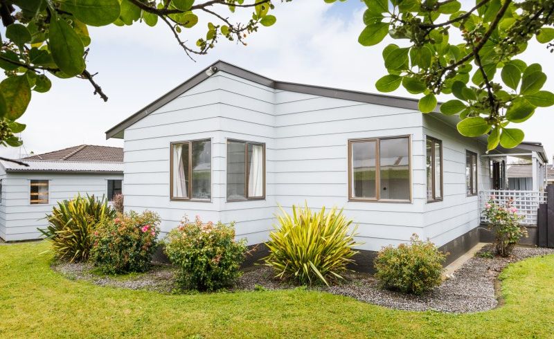  at 15 Willowstream Grove, Cloverlea, Palmerston North