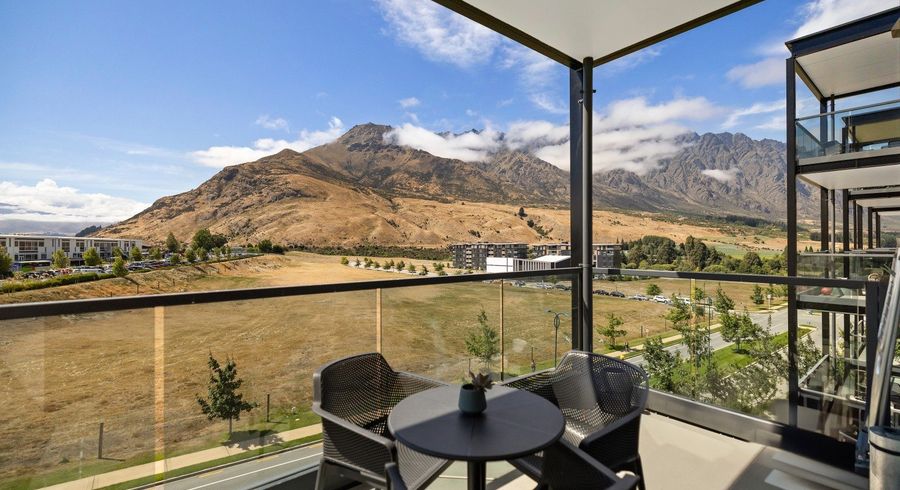  at 302/34 Red Oaks Drive, Frankton, Queenstown
