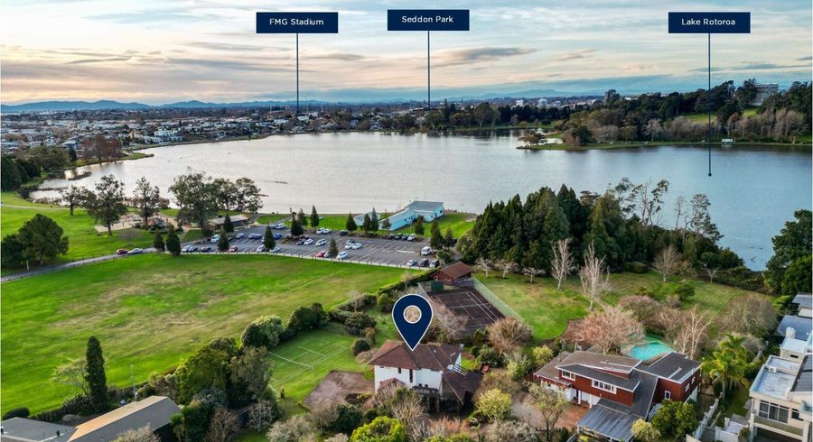  at 148 Lake Crescent, Hamilton Lake, Hamilton, Waikato