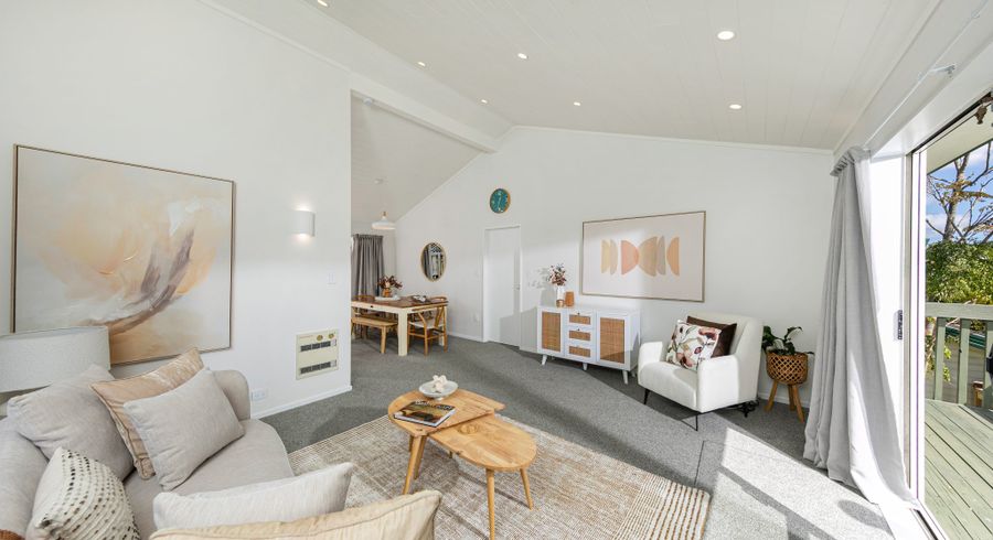  at 23 Grenadine Place, Unsworth Heights, North Shore City, Auckland