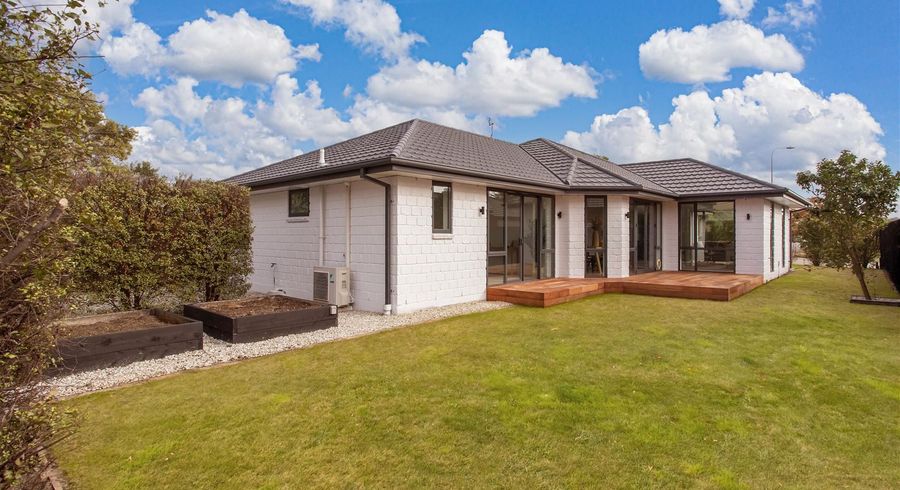  at 11 Sedgemoor Close, Burwood, Christchurch
