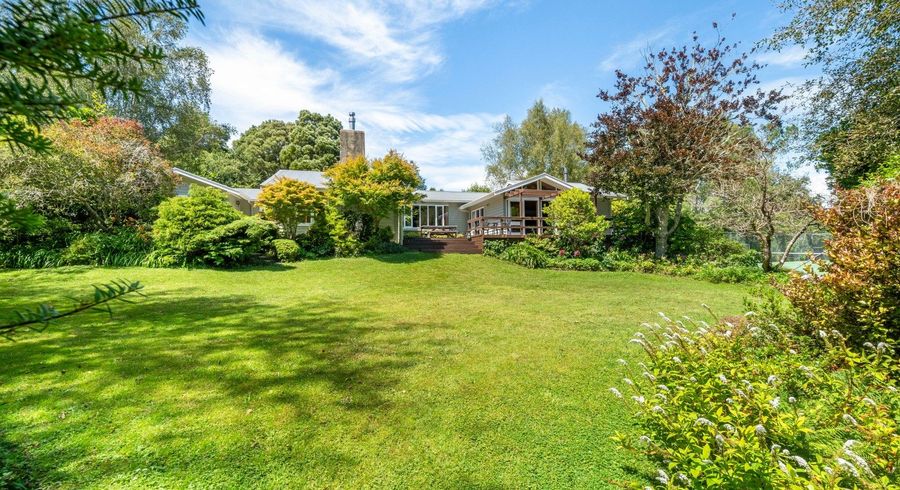  at 1031 Blue Mountains Road, Blue Mountains, Upper Hutt, Wellington