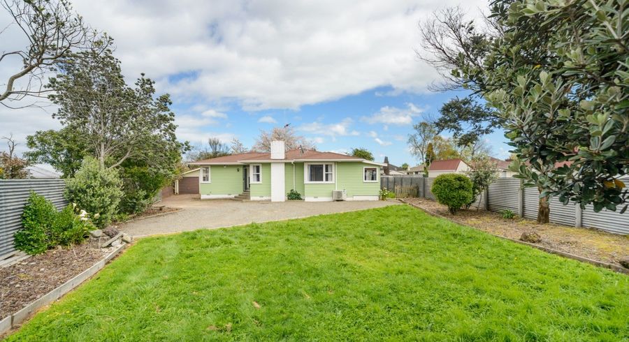  at 5 Snowdon Avenue, Terrace End, Palmerston North