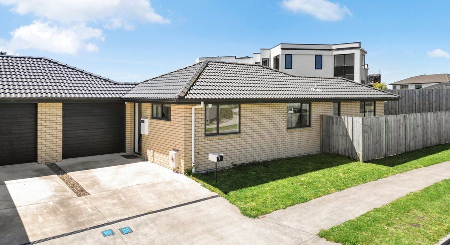  at 1 Manawaroa Close, Grandview Heights, Hamilton