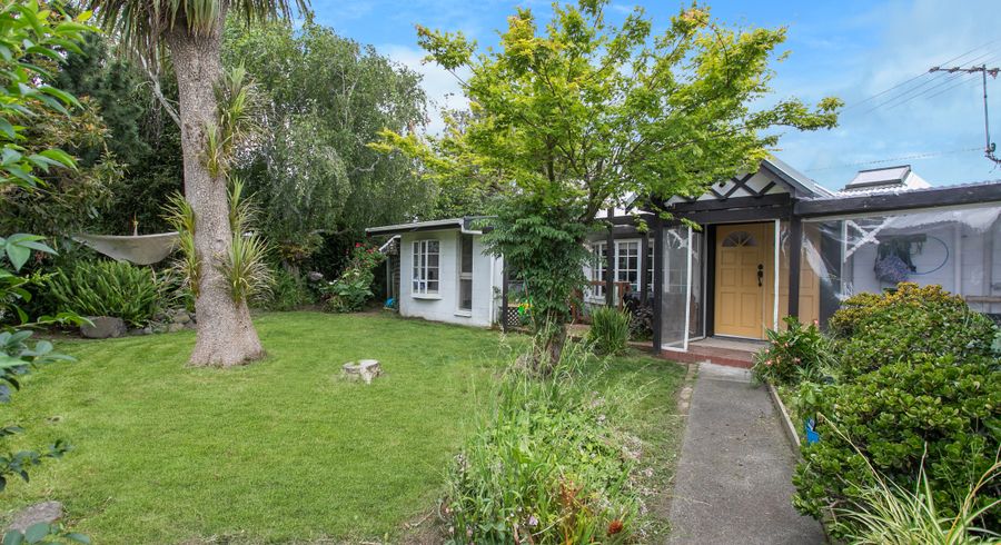  at 3/9 Poinsettia Place, Henderson, Auckland