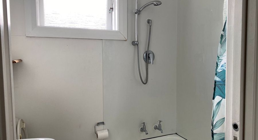  at 2/41 Home Street, Mount Victoria, Wellington